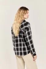 a25i0608-negro-3-fb74d42f03539a4a3c17482705119401-1024-1024